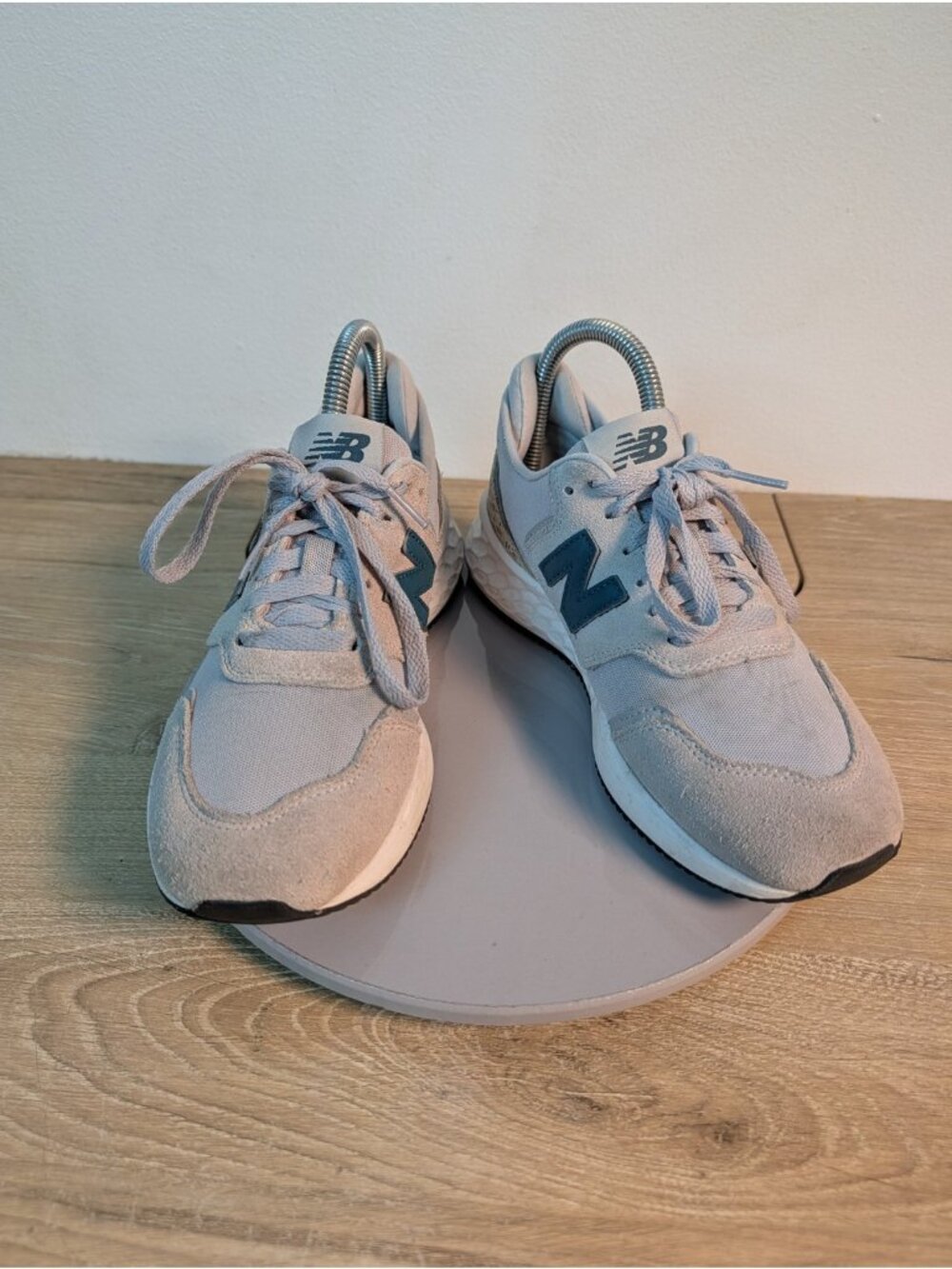 New Balance Women’s Fresh Foam X70 Shoes Sneakers Gray Size 7